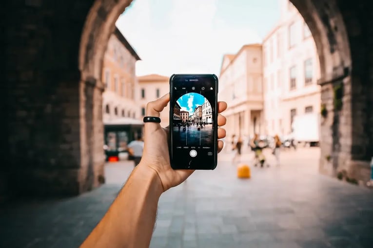 mobile apps development trends in 2025