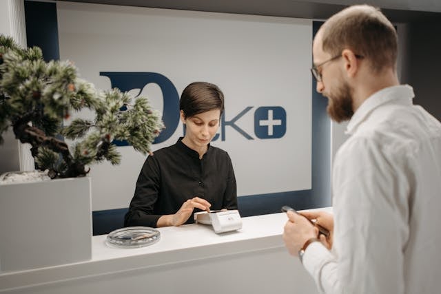 nfc enabled card reader accept payments